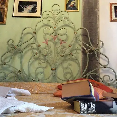 La Stagione Dell'arte Homestay Camaiore