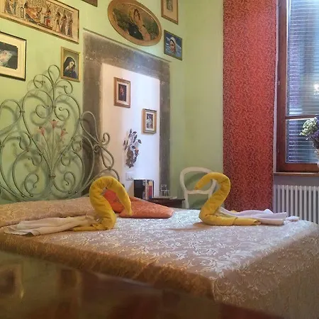 Homestay La Stagione Dell'arte Camaiore